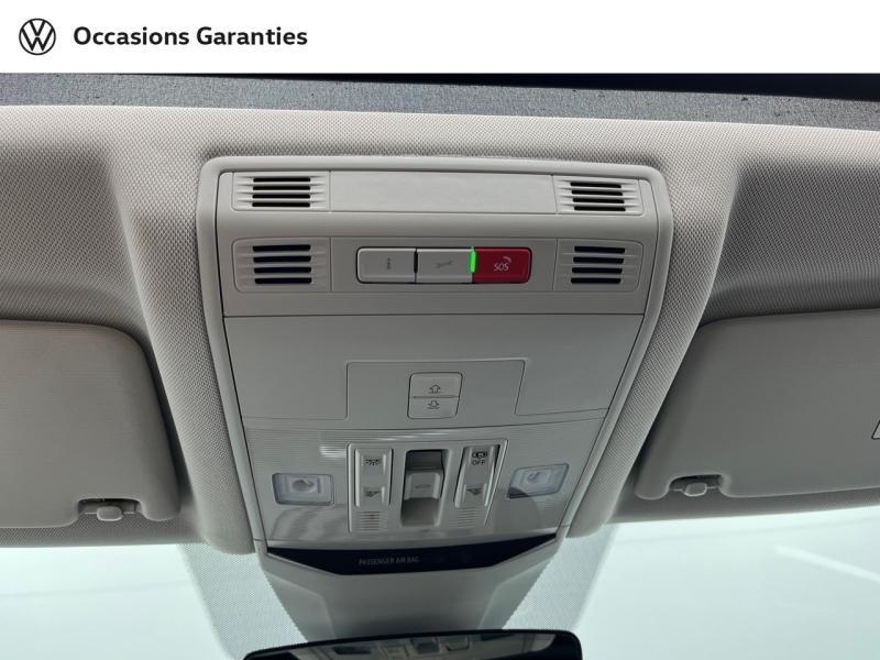 Voitures occasions VOLKSWAGEN T-ROC Style Exclusive Rezé