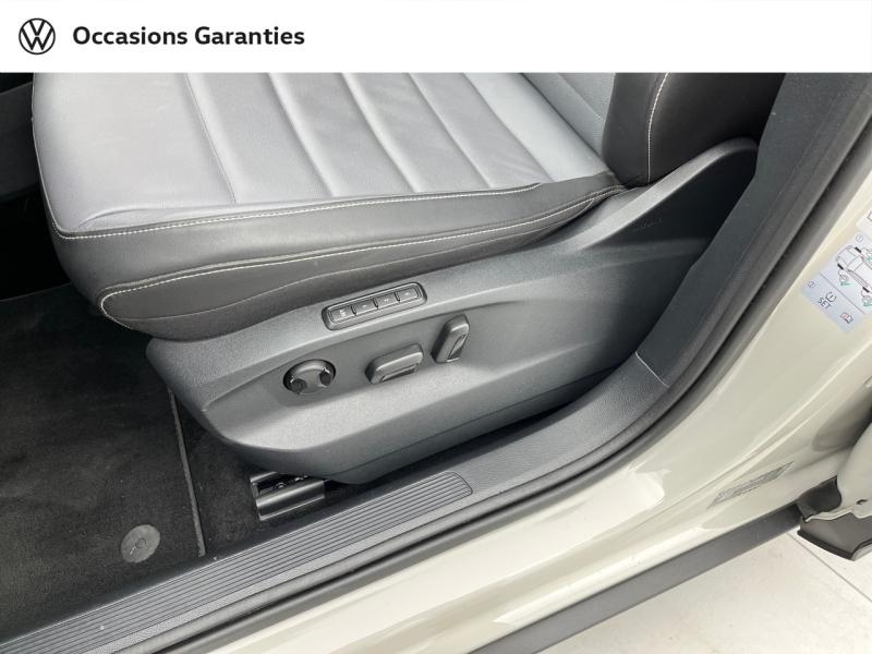 Voitures occasions VOLKSWAGEN T-ROC Style Exclusive Rezé