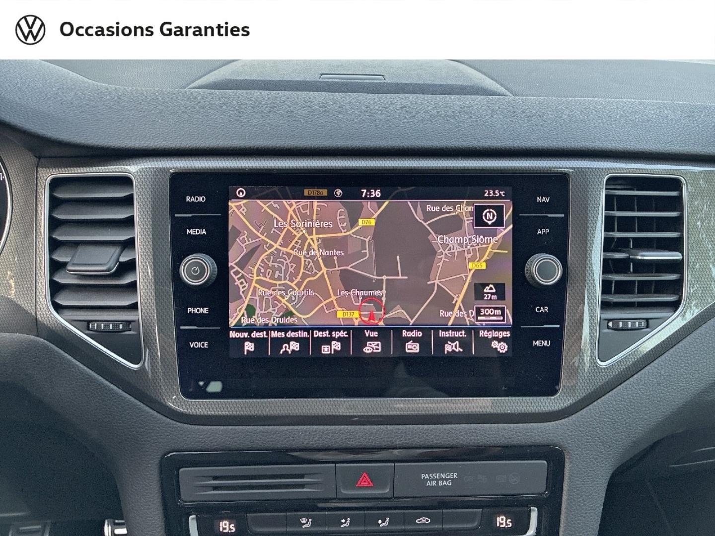 Voitures occasions VOLKSWAGEN GOLF SPORTSVAN Connect Rezé