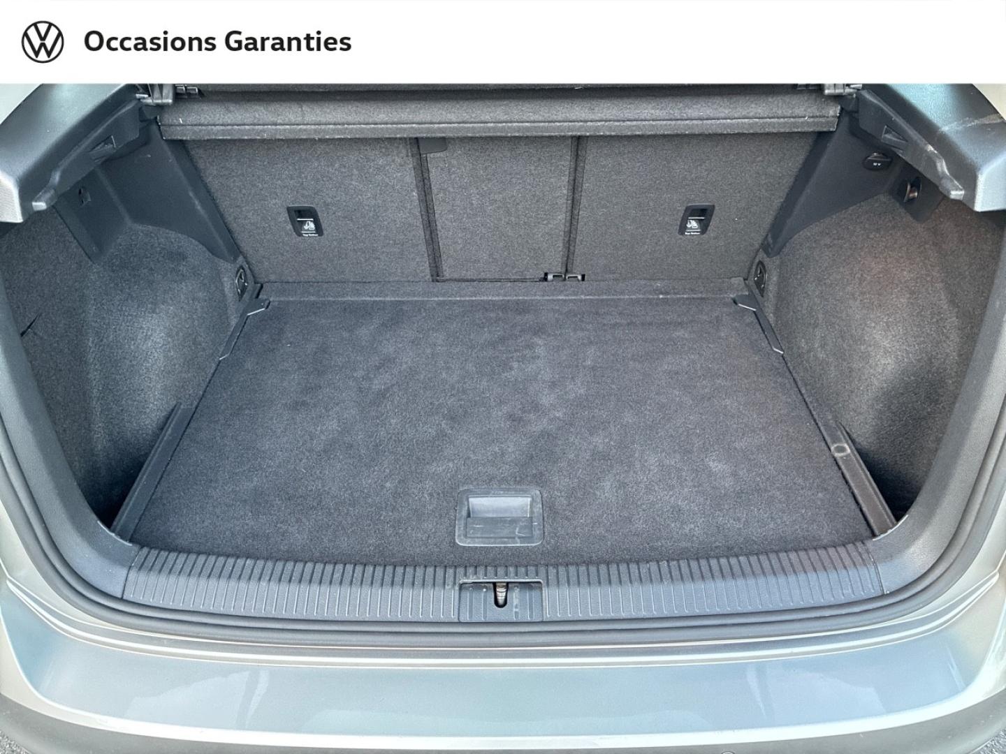 Voitures occasions VOLKSWAGEN GOLF SPORTSVAN Connect Rezé