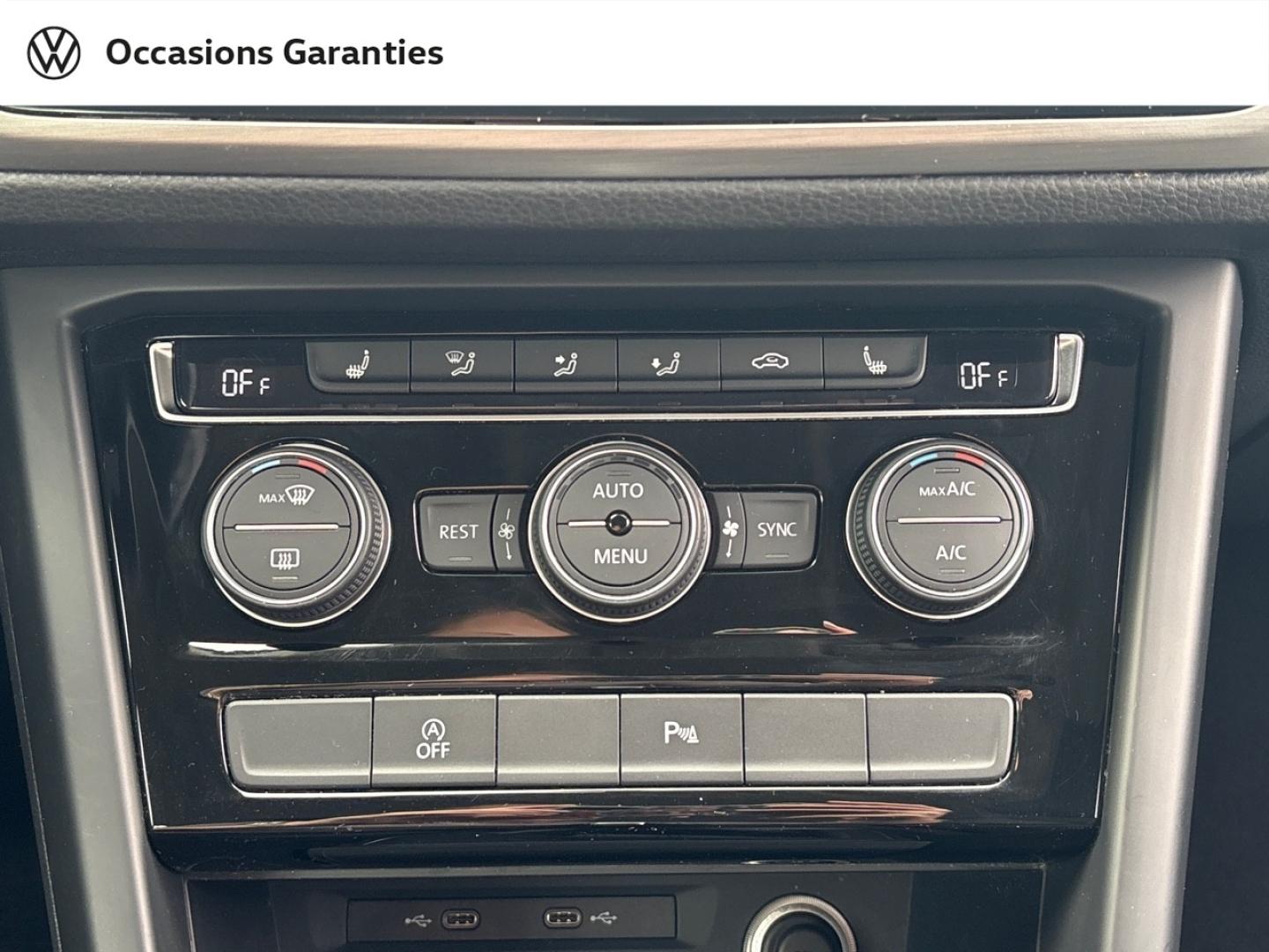 Voitures occasions VOLKSWAGEN TOURAN  Rezé