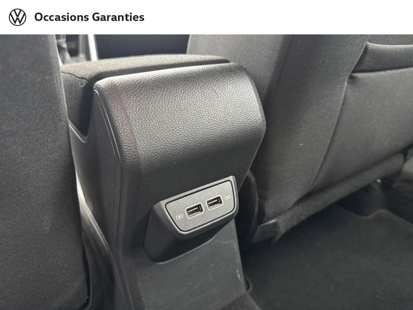Voitures occasions VOLKSWAGEN POLO IQ.Drive Rezé