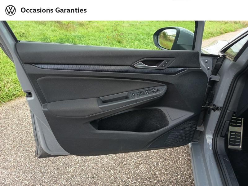 Voitures occasions VOLKSWAGEN GOLF Life 1st Laxou