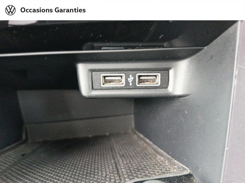 Voitures occasions VOLKSWAGEN T-ROC IQ.Drive Laxou