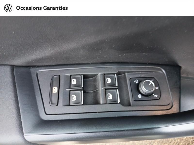 Voitures occasions VOLKSWAGEN T-ROC Carat Exclusive Laxou