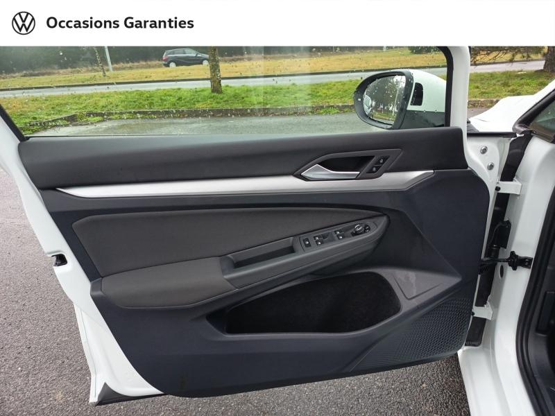 Voitures occasions VOLKSWAGEN GOLF Life Laxou