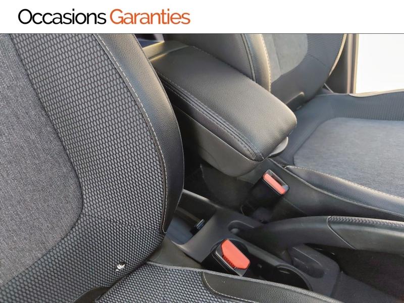 Voitures occasions RENAULT CAPTUR Intens Laxou