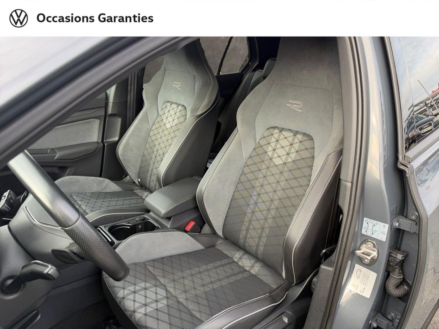 Voitures occasions VOLKSWAGEN GOLF R-Line Laxou