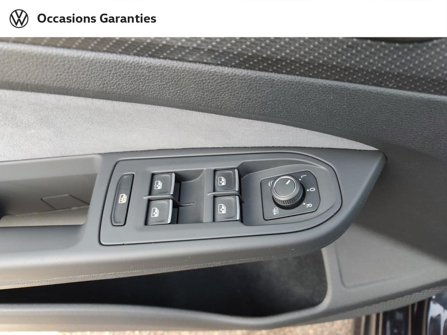 Voitures occasions VOLKSWAGEN GOLF R-Line Laxou