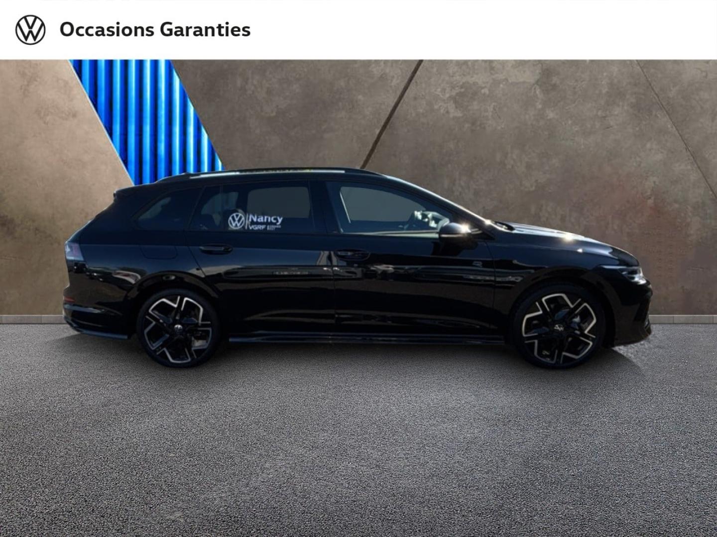 Voitures occasions VOLKSWAGEN Golf SW R-Line Metz