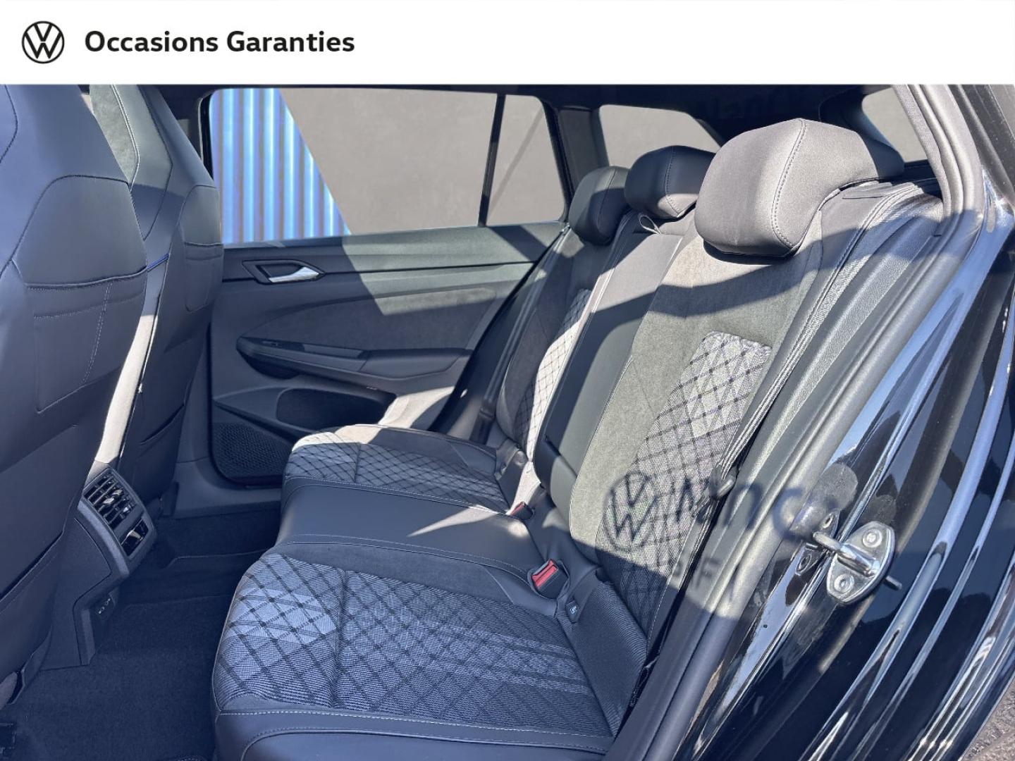 Voitures occasions VOLKSWAGEN Golf SW R-Line Metz