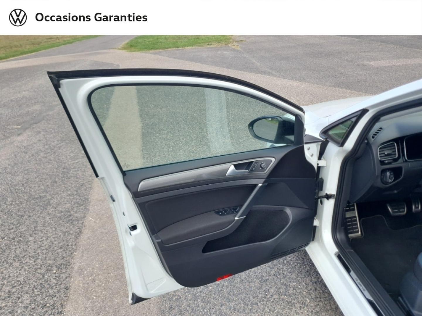 Voitures occasions VOLKSWAGEN GOLF IQ.Drive Nancy