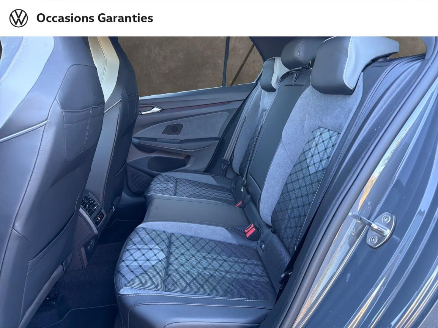 Voitures occasions VOLKSWAGEN GOLF R-Line Metz