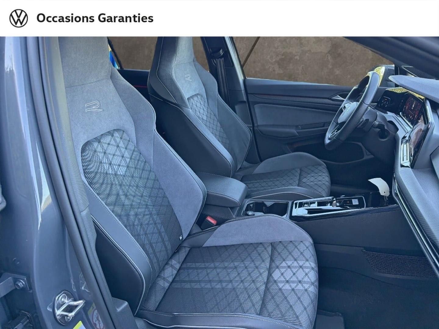 Voitures occasions VOLKSWAGEN GOLF R-Line Metz