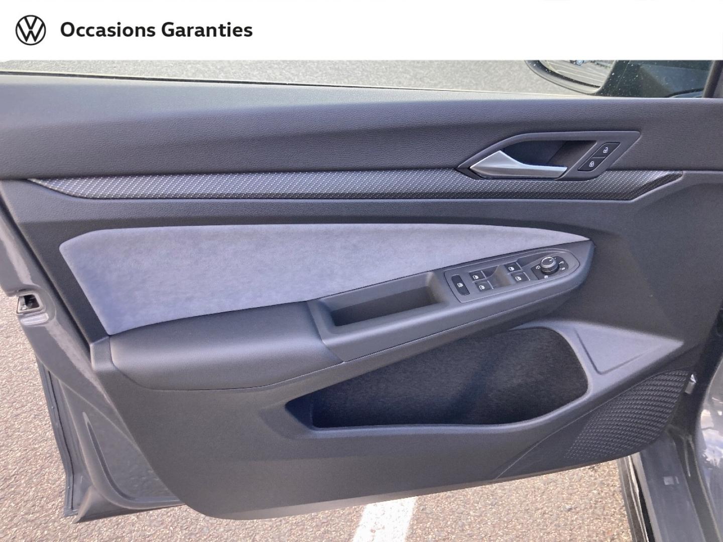 Voitures occasions VOLKSWAGEN GOLF R-Line Nancy