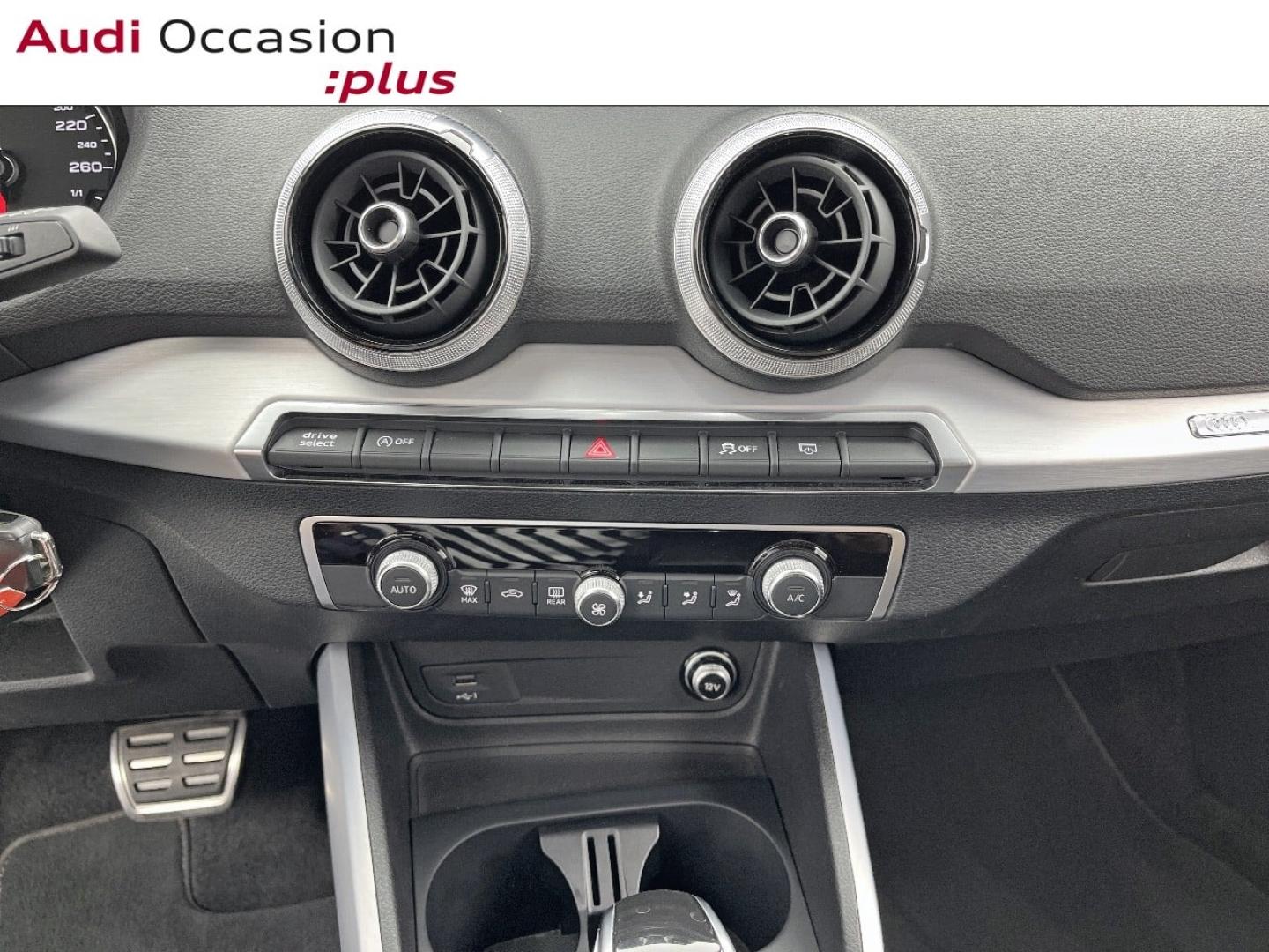 Voitures occasions Audi Q2 S line Orvault