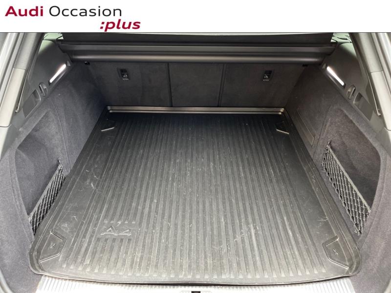 Voitures occasions Audi A4 Avant S line Orvault