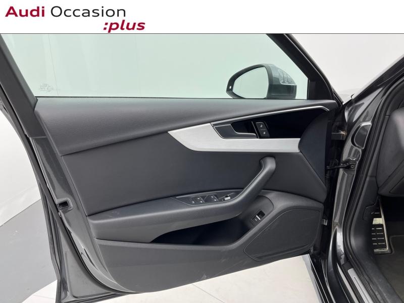 Voitures occasions Audi A4 Avant S line Orvault