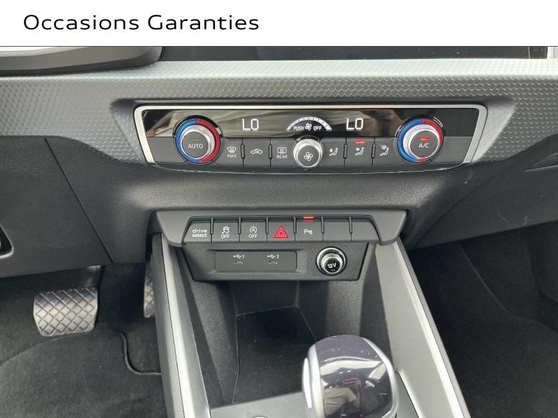 Voitures occasions Audi A1 Sportback Design luxe Orvault