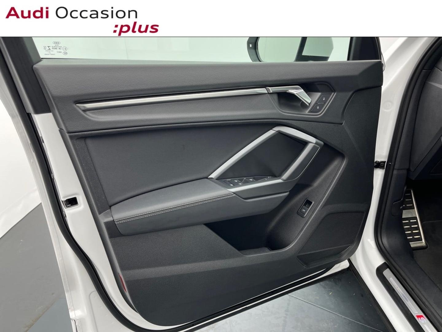 Voitures occasions Audi Q3 S line Orvault