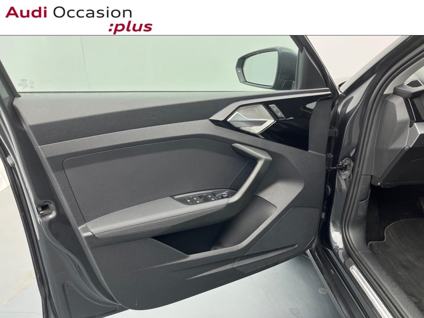 Voitures occasions Audi A1 Sportback Design luxe Orvault