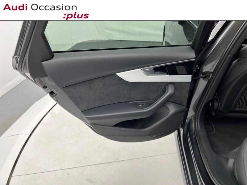 Voitures occasions Audi A4 Avant S line Orvault