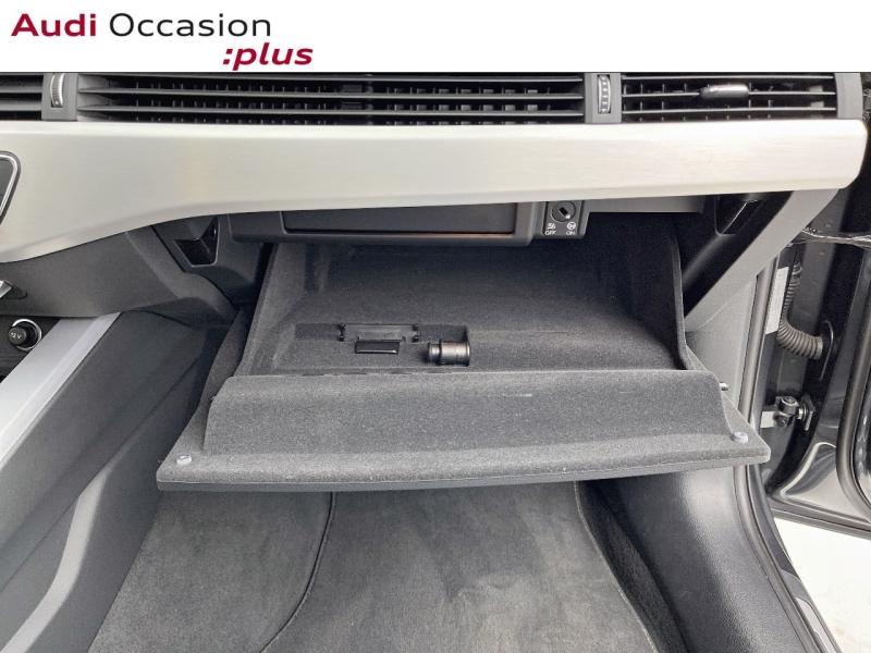 Voitures occasions Audi A4 Avant S line Orvault