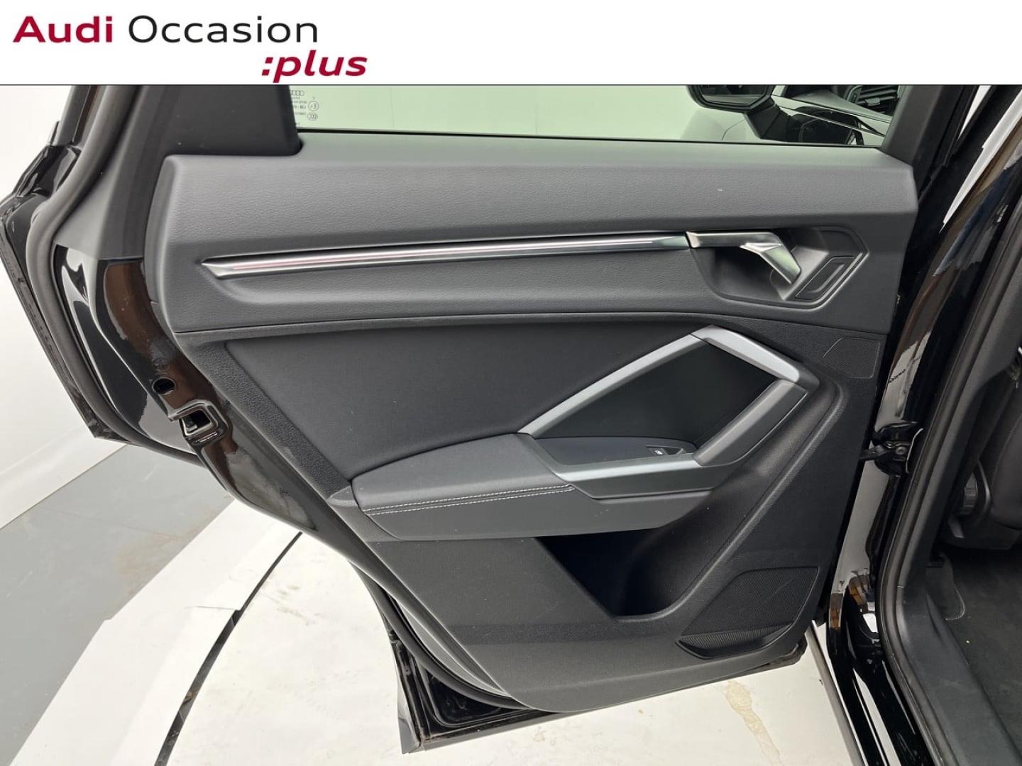 Voitures occasions Audi Q3 S line plus Rezé