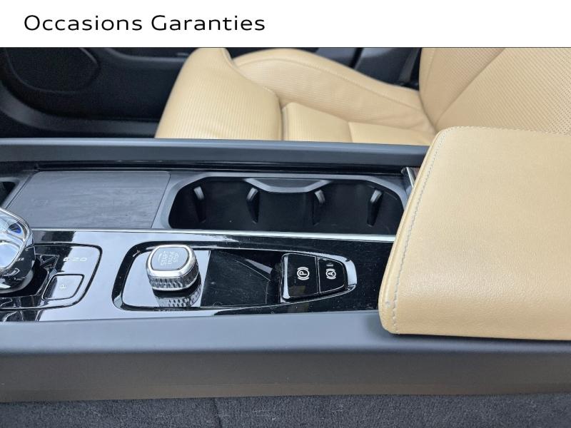 Voitures occasions VOLVO XC60 Ultimate Style Dark Orvault