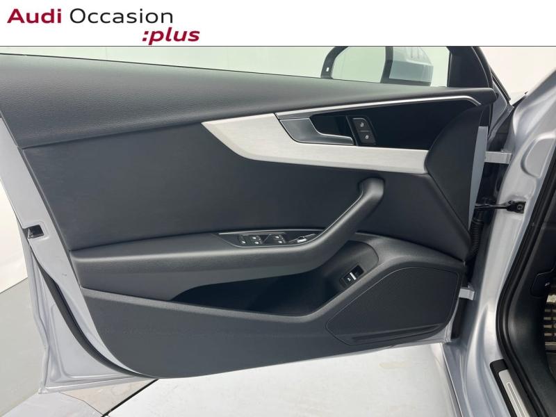 Voitures occasions Audi A4 Avant S line Orvault
