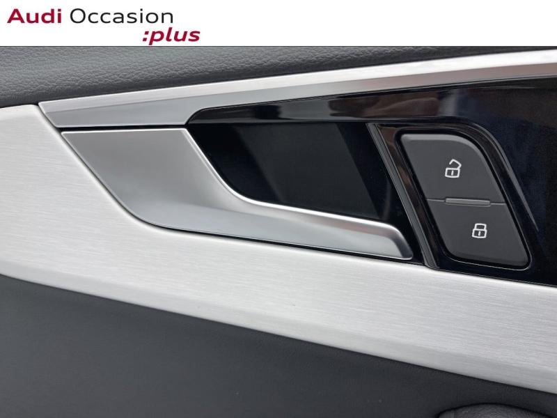 Voitures occasions Audi A4 Avant S line Orvault