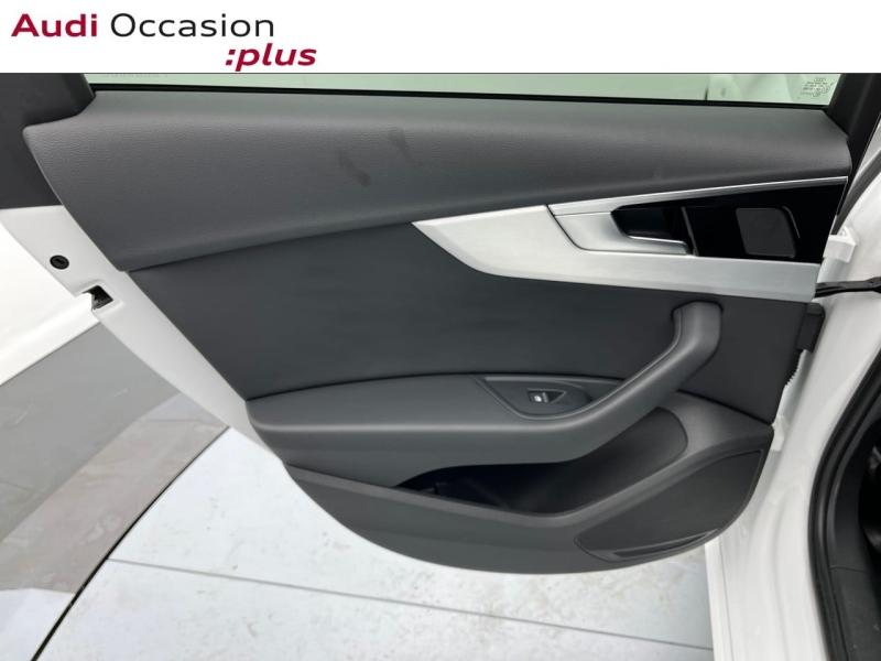 Voitures occasions Audi A4 Avant S line Orvault