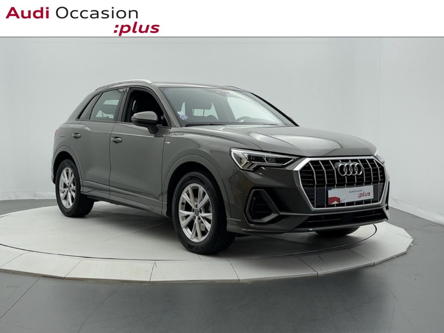 Voitures occasions Audi Q3 S line Orvault