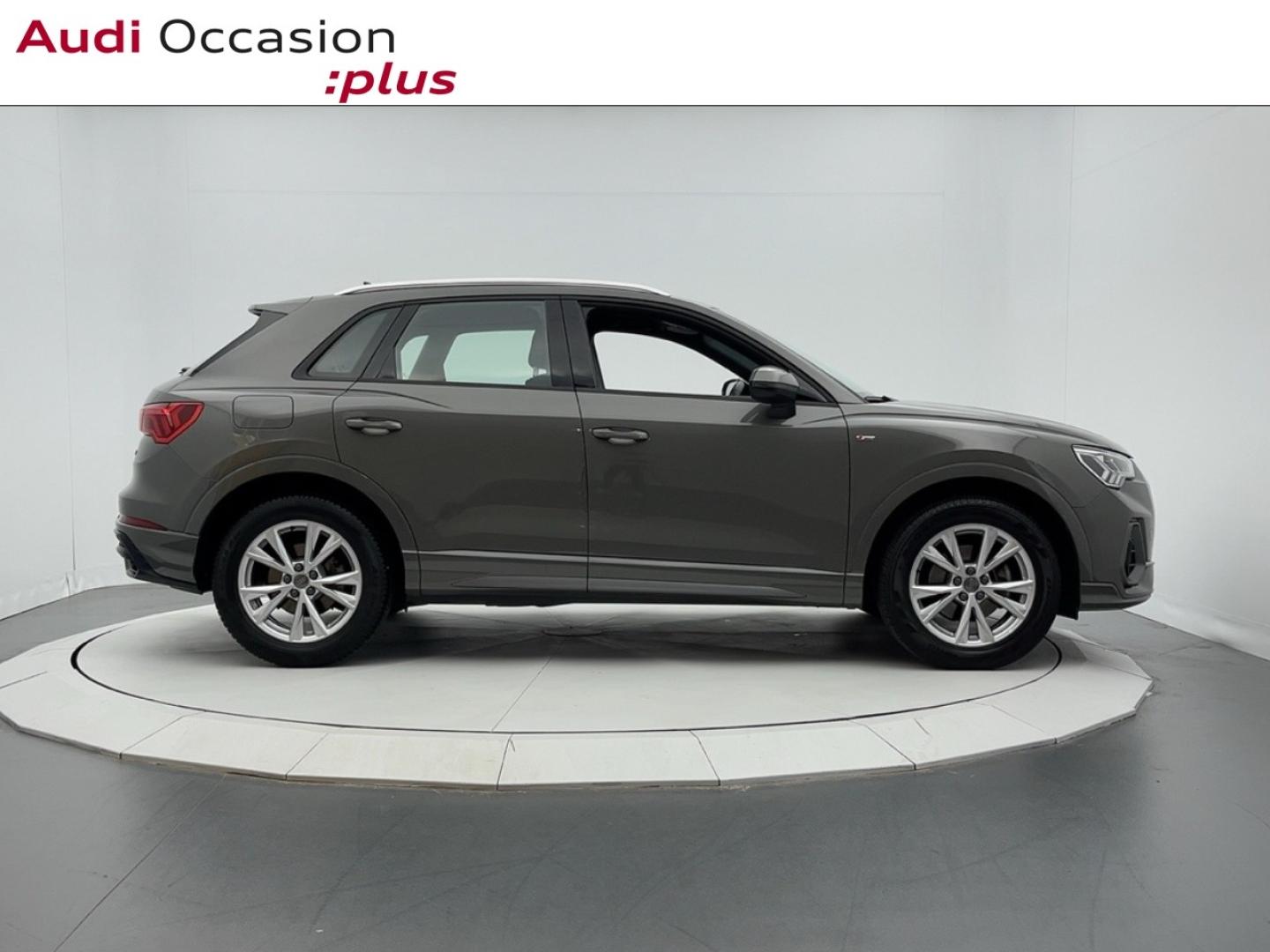 Voitures occasions Audi Q3 S line Orvault