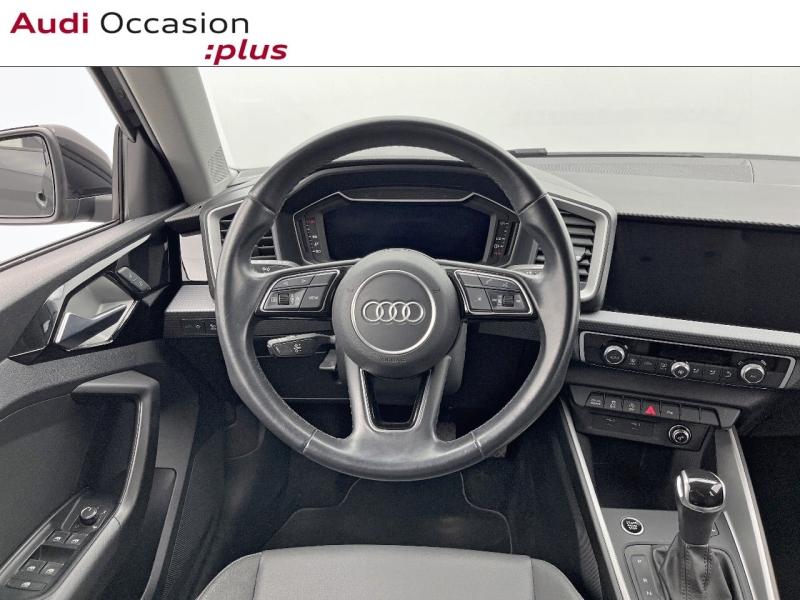 Voitures occasions Audi A1 Sportback Design luxe Orvault