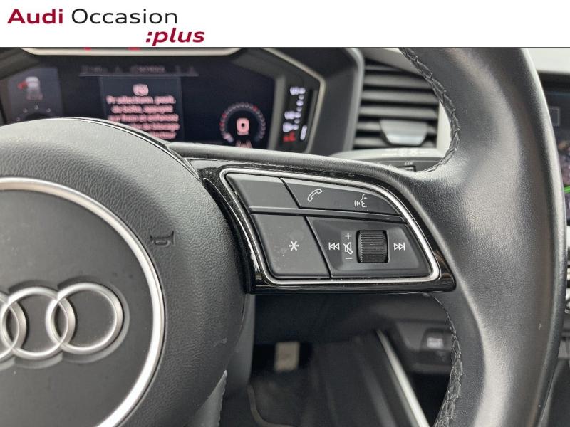 Voitures occasions Audi A1 Sportback Design luxe Orvault