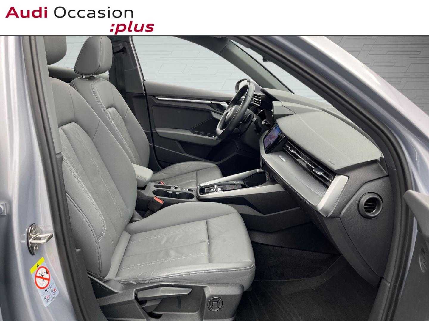 Voitures occasions Audi A3 Sportback Design Luxe Orvault
