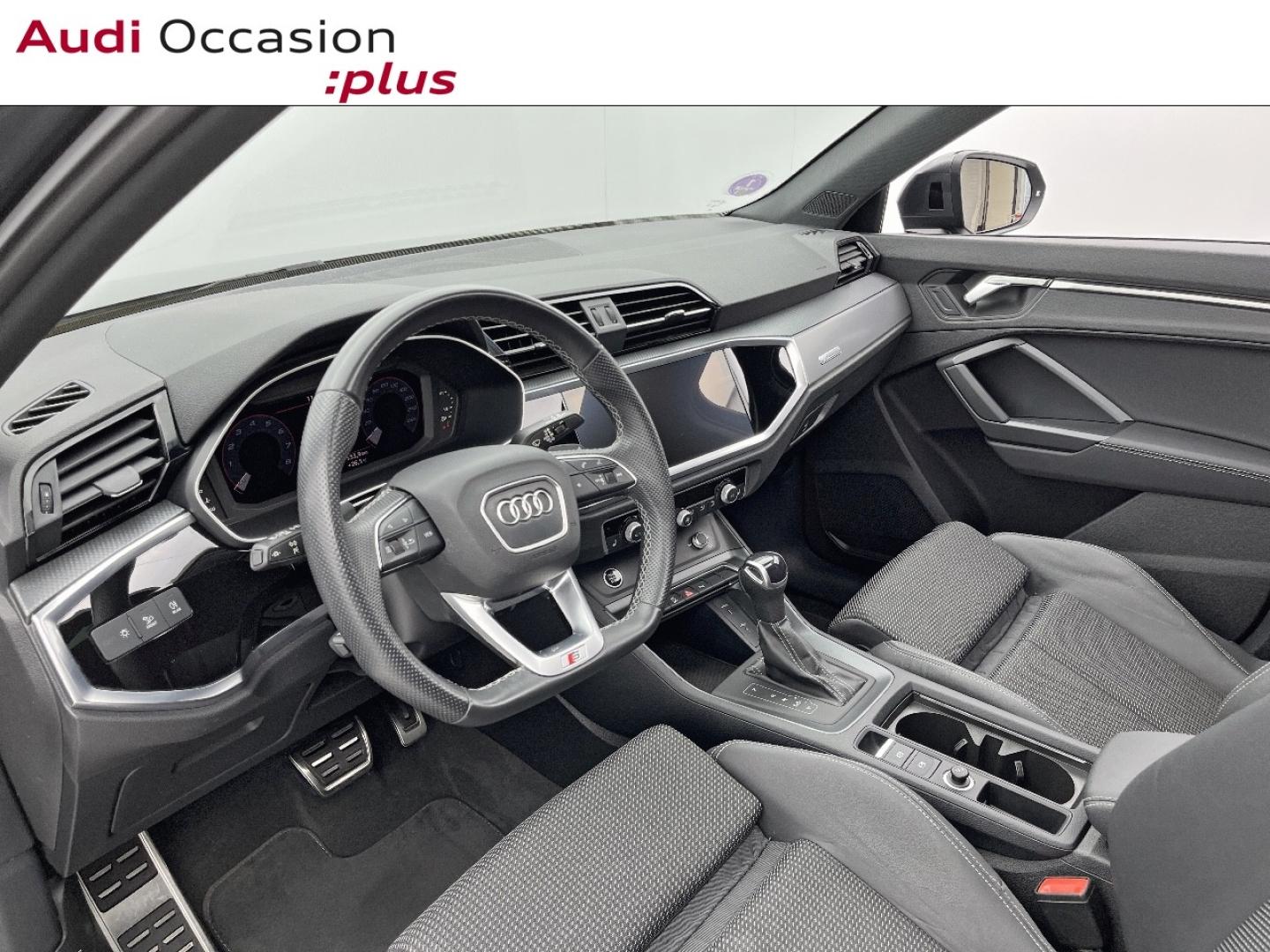 Voitures occasions Audi Q3 S line Orvault