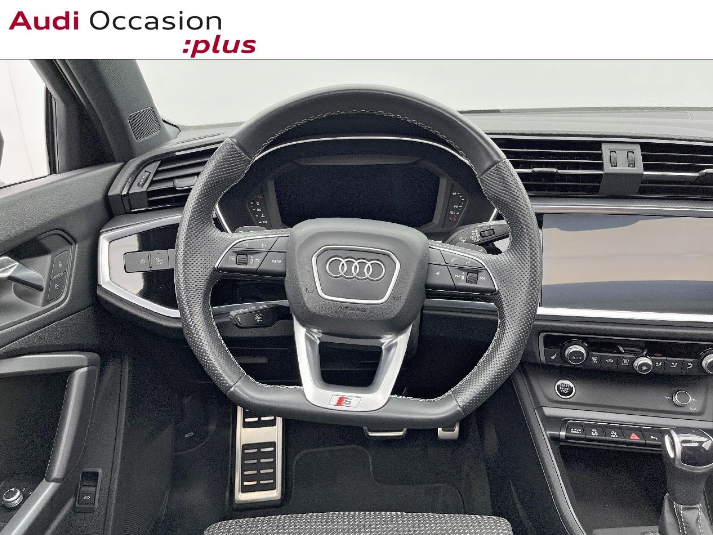 Voitures occasions Audi Q3 S line Orvault