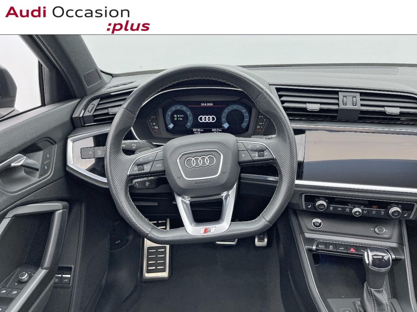 Voitures occasions Audi Q3 S line Orvault