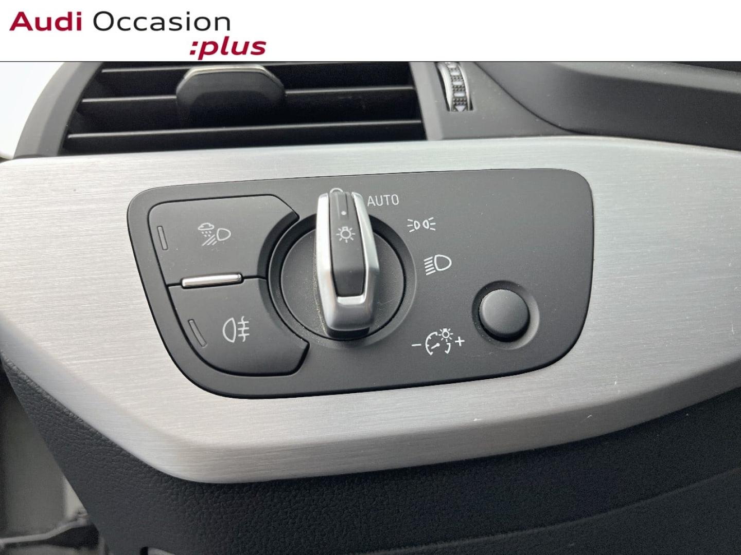Voitures occasions Audi A4 Avant S line Orvault