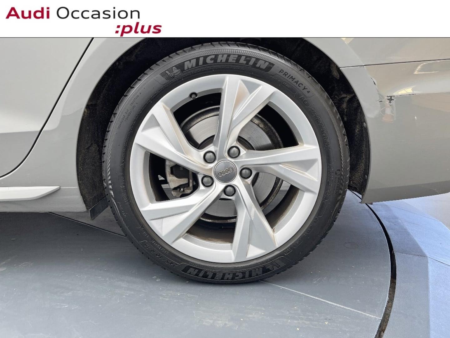 Voitures occasions Audi A4 Avant S line Orvault
