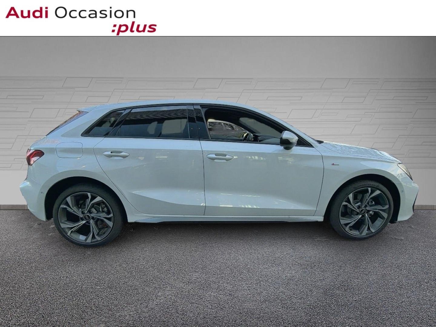 Voitures occasions Audi A3 Sportback S line Rezé