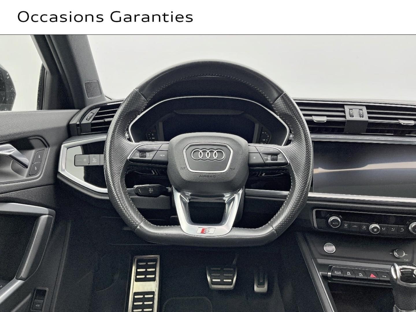 Voitures occasions Audi Q3 S line Orvault