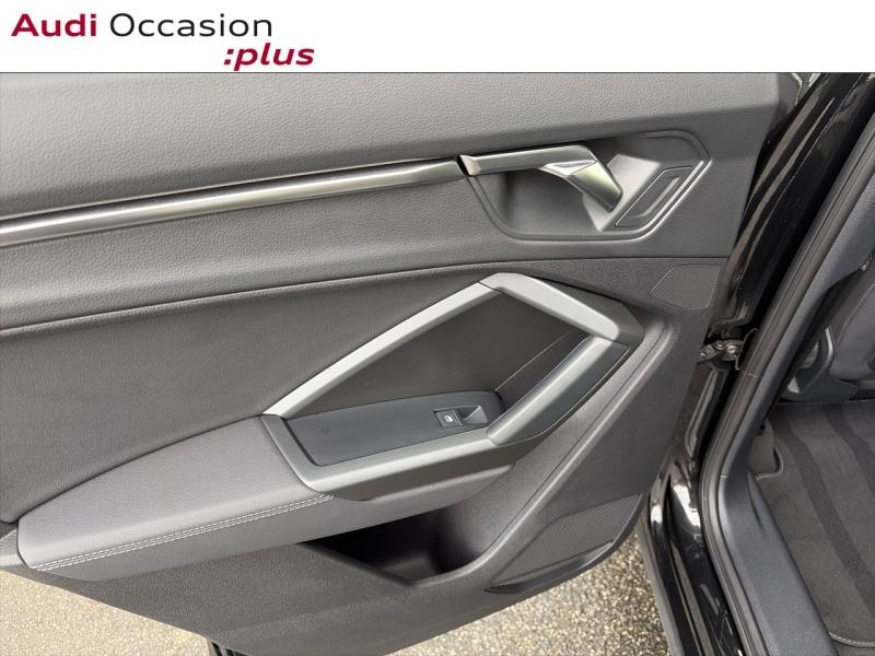 Voitures occasions Audi Q3 S line Cesson-Sévigné