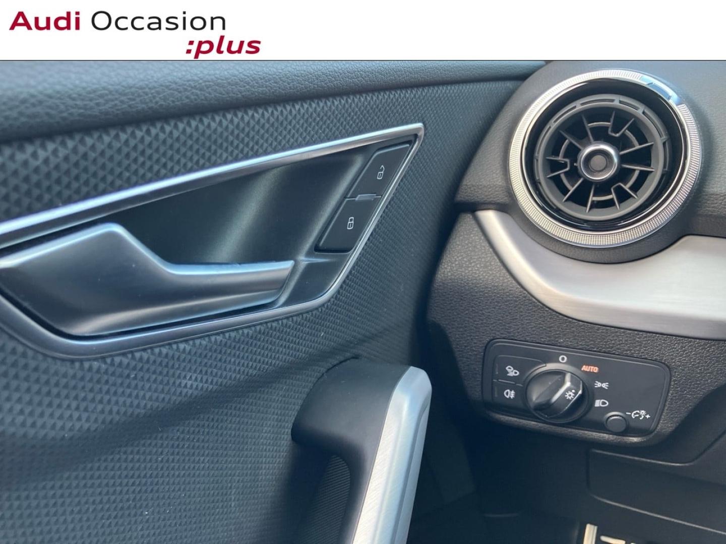 Voitures occasions Audi Q2 S line Plus Cesson-Sévigné