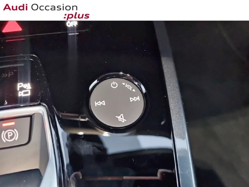 Voitures occasions Audi Q4 e-tron Base Cesson-Sévigné