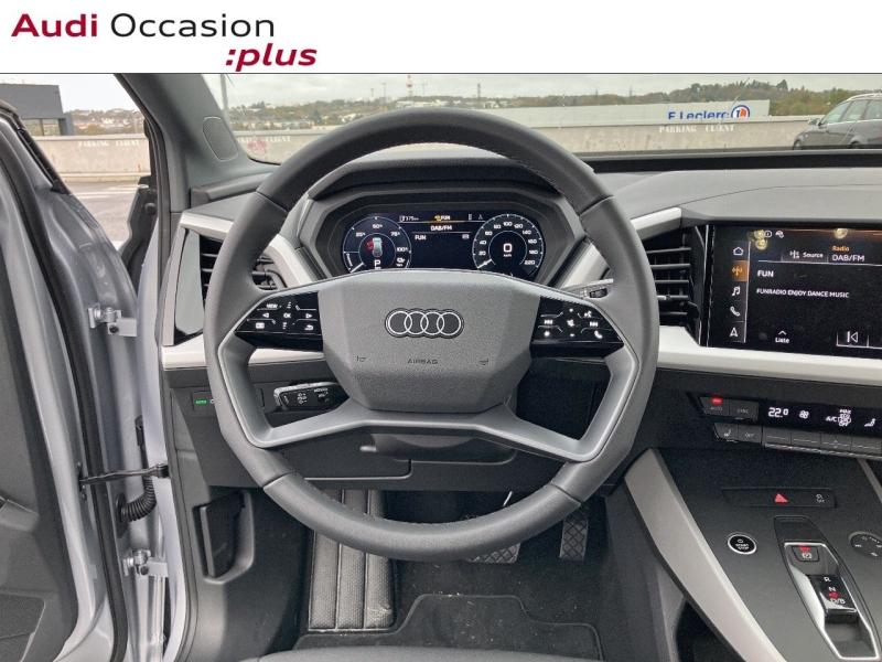Voitures occasions Audi Q4 e-tron Base Cesson-Sévigné