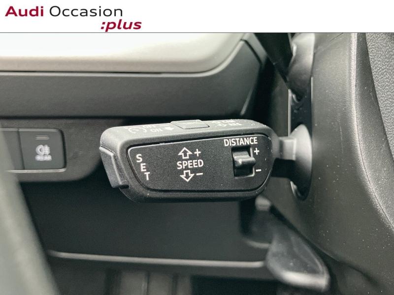 Voitures occasions Audi Q4 e-tron Base Cesson-Sévigné