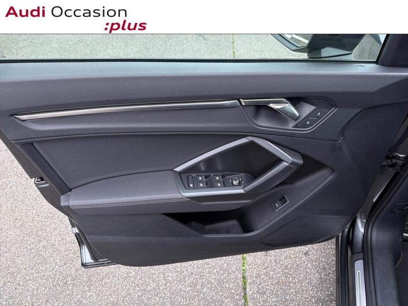 Voitures occasions Audi Q3 S line Cesson-Sévigné